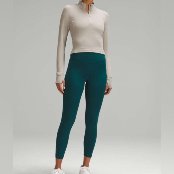 Lululemon Its Rulu Run Ribbed Cropped Half Zip
Riverstone sz 6 RARE - Picture 6 of 8